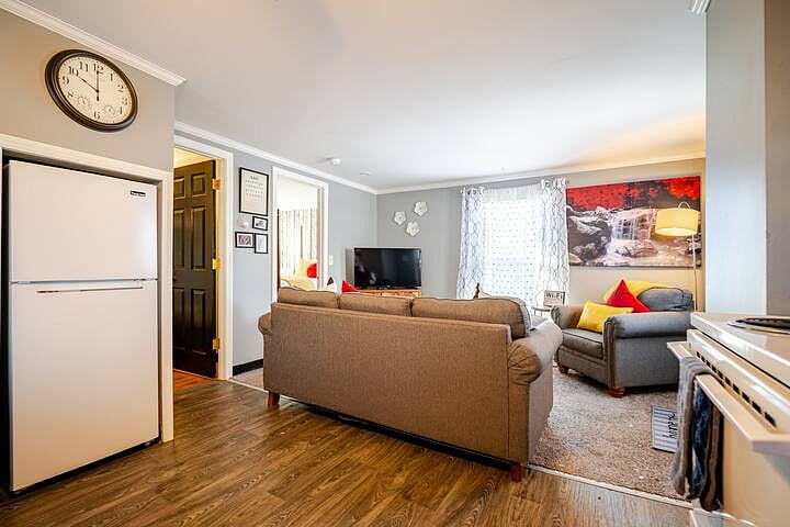 Furnished Finder property 628557_1 photo 4