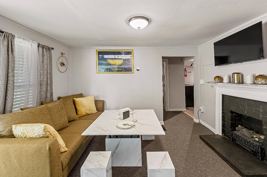 Furnished Finder property 628579_1 photo 1