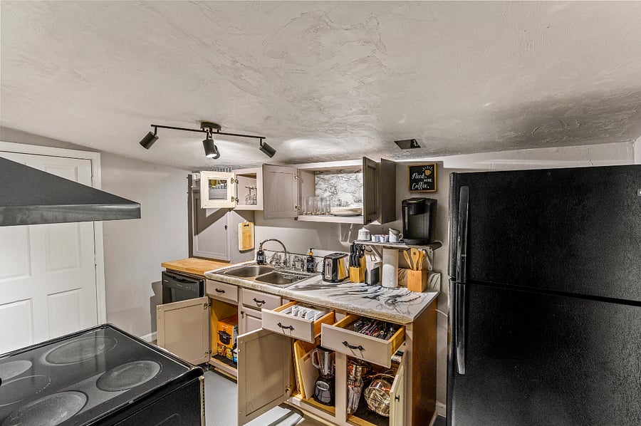 Furnished Finder property 628579_1 photo 11