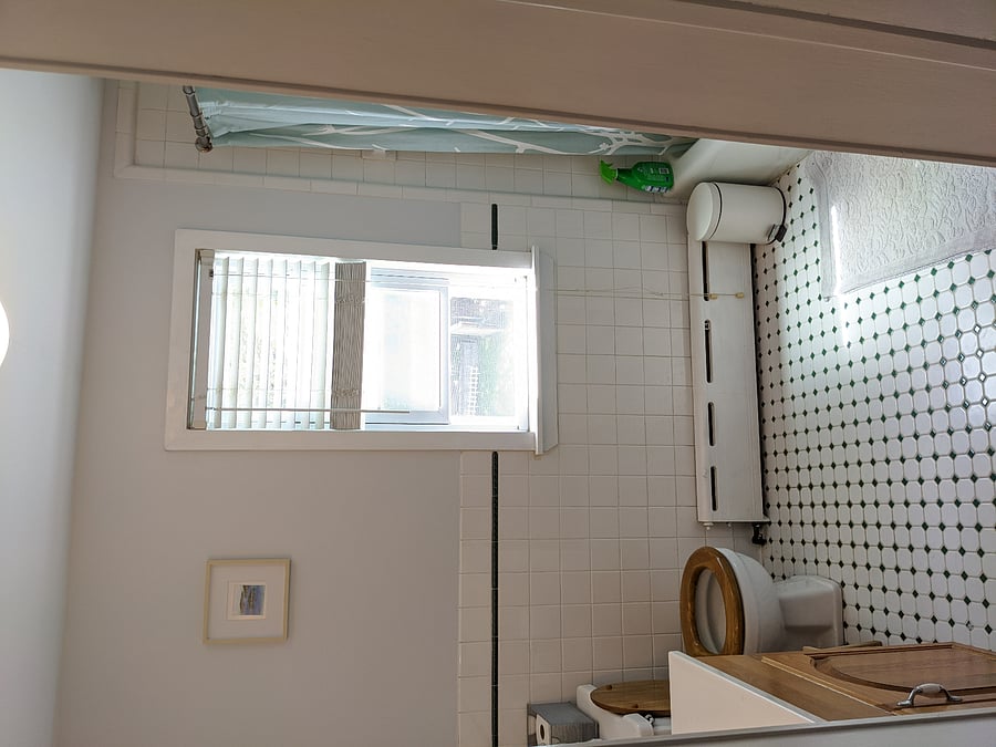 Attached Master Bath