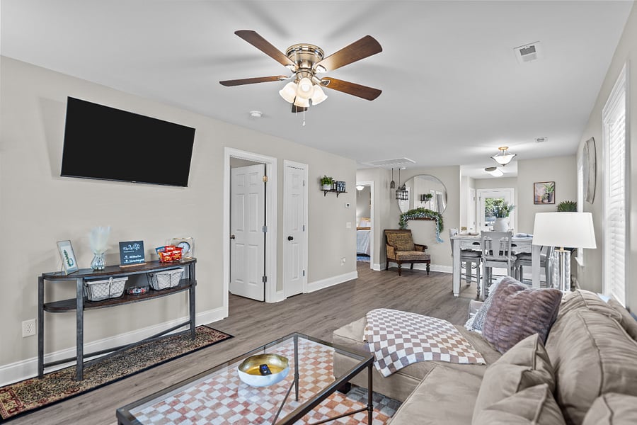 Furnished Finder property 628589_1 photo 9