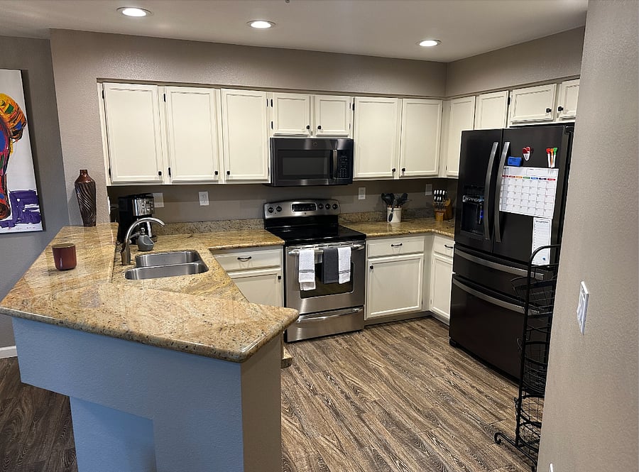 Fully equipped kitchen