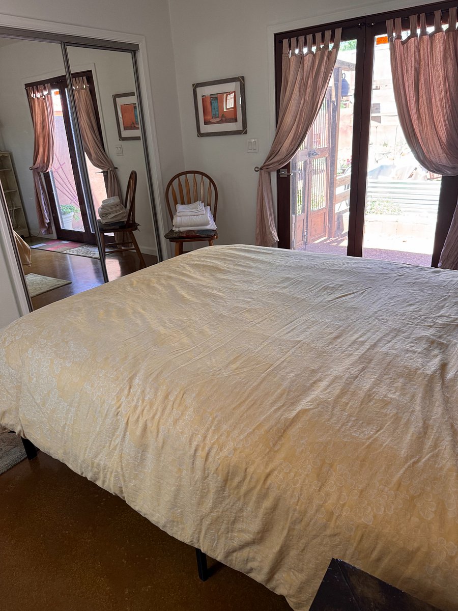 Furnished Finder property 628694_2 photo 5