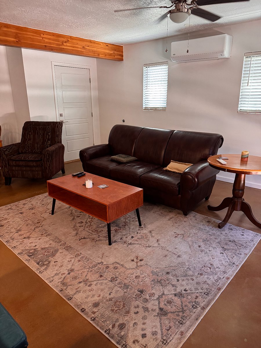Furnished Finder property 628694_2 photo 9