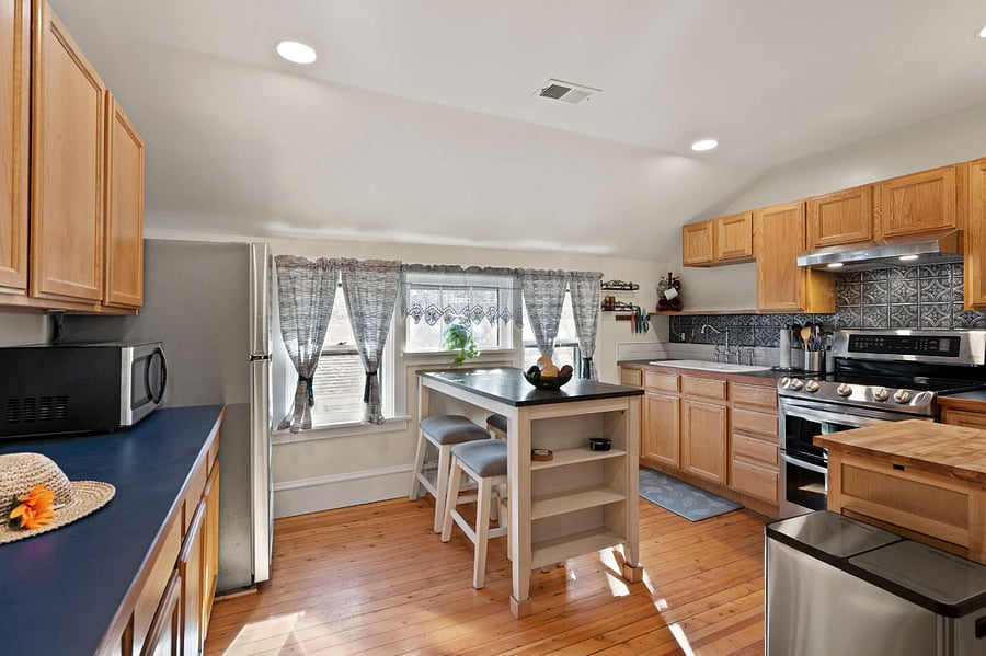 Furnished Finder property 628756_3 photo 6