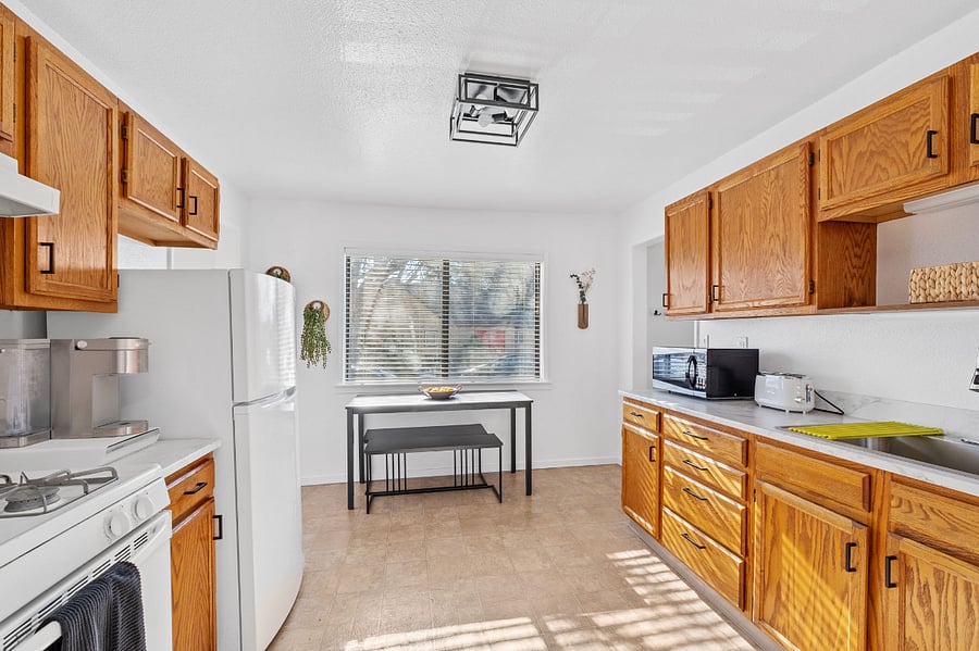 Furnished Finder property 628771_1 photo 3
