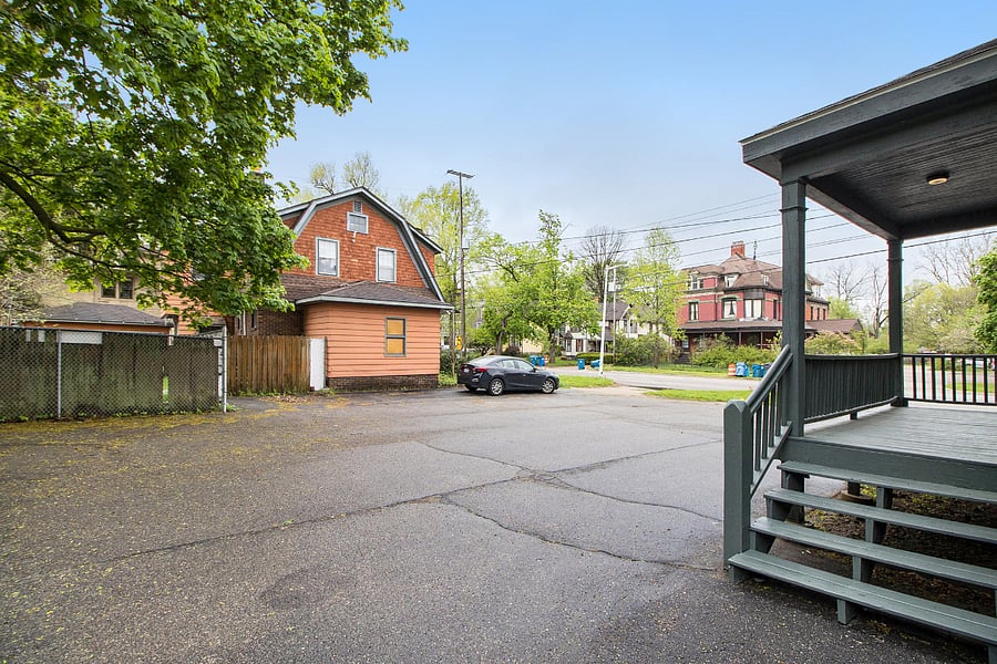 Furnished Finder property 628784_2 photo 15