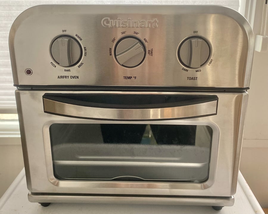 Cuisinart Toaster-Oven Air Fryer.