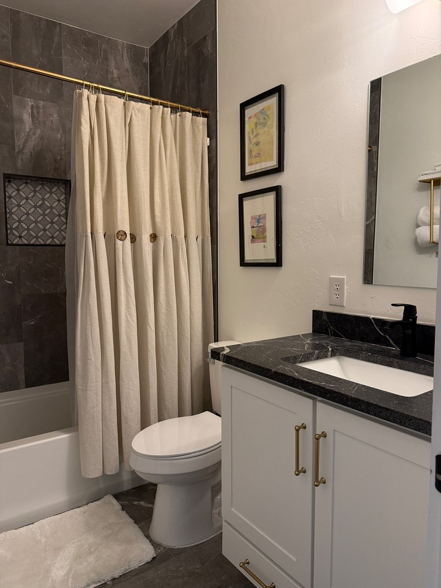 Furnished Finder property 628812_1 photo 32