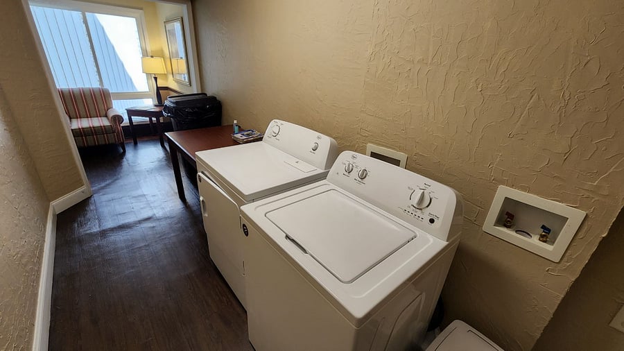 Furnished Finder property 628820_1 photo 12