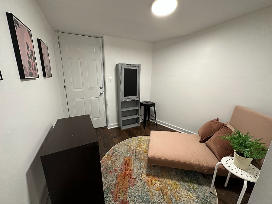 Furnished Finder property 628878_1 photo 7