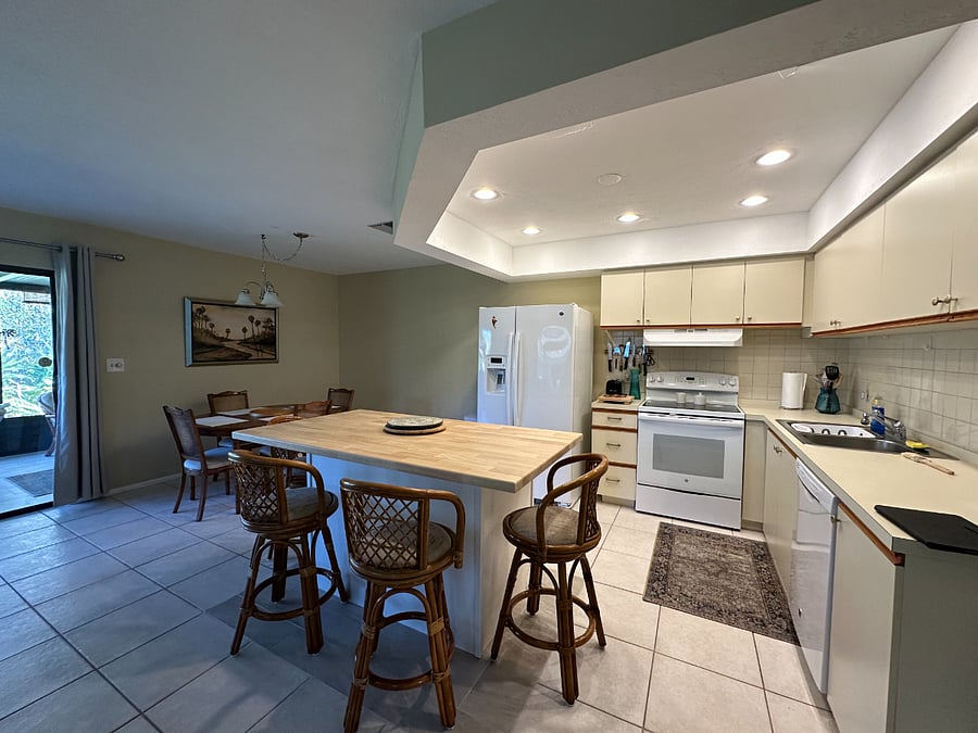 Furnished Finder property 628894_1 photo 11