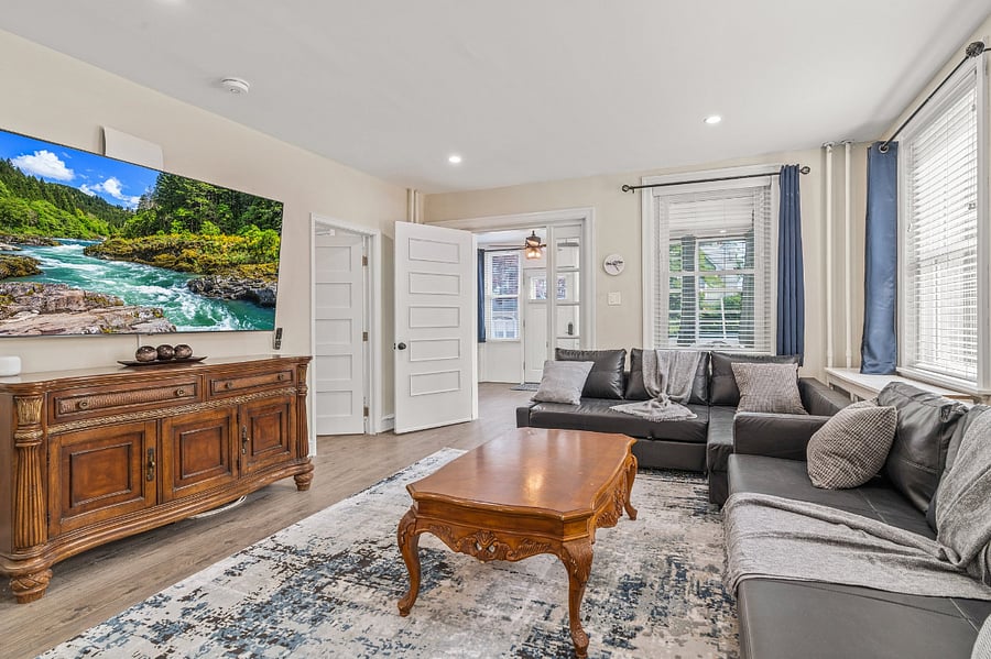 Gather, chill, rest on the sofa sleepers and watch Netflix, Prime, HD antenna TV in the living room,  which houses the internet hub. Enjoy a historic, recently renovated home with white picket fence in the affluent mainline suburbs of Philadelphia!