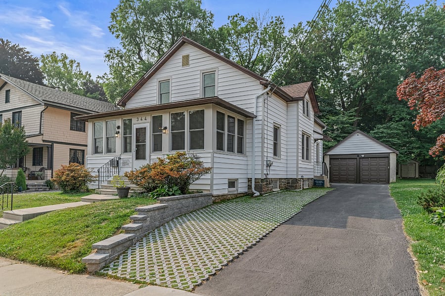 Welcome to Narberth! Enter through the front door or back door. Side-door is inaccessible. We ask guests to kindly not park on the side-patio. Please park in one garage / at the back of the driveway not blocking the other garage user's exit.