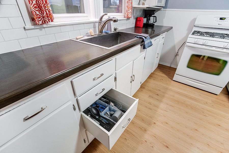 Fully Stocked Kitchen