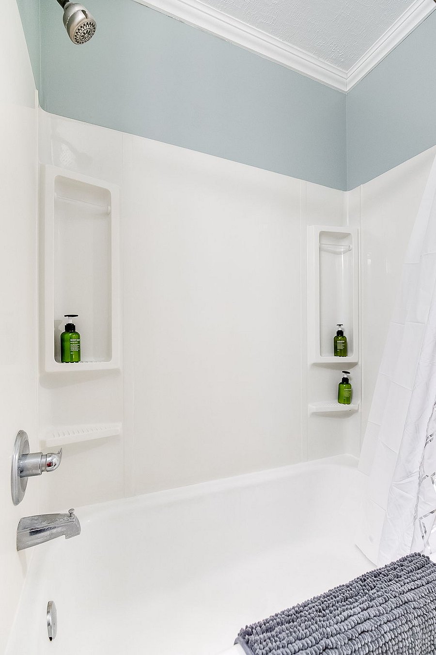Main Floor Bath Tub and Shower