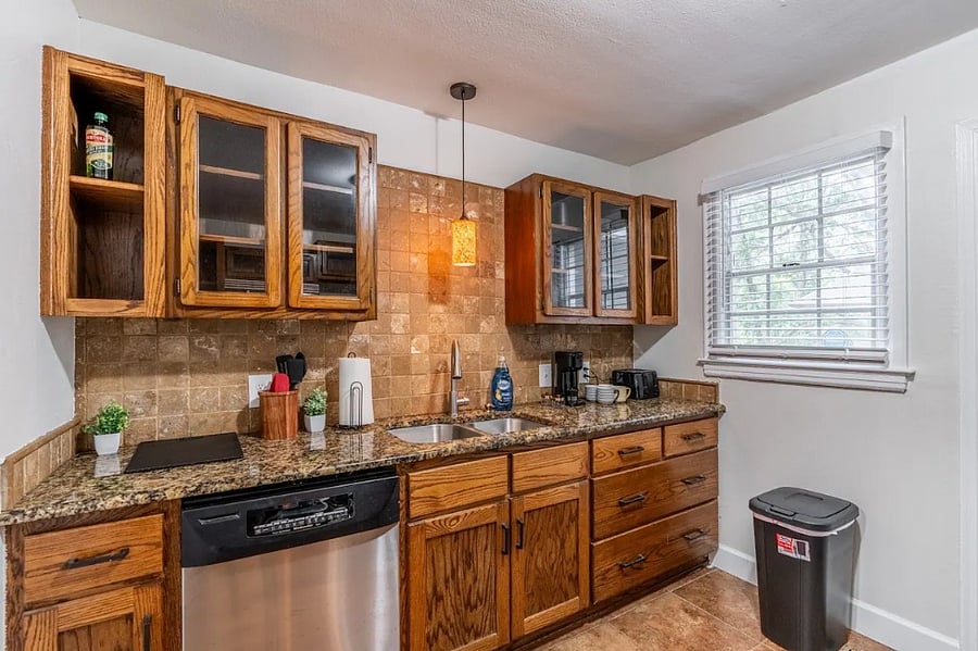 Furnished Finder property 629138_1 photo 6