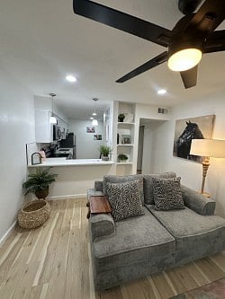 Furnished Finder property 629170_1 photo 3
