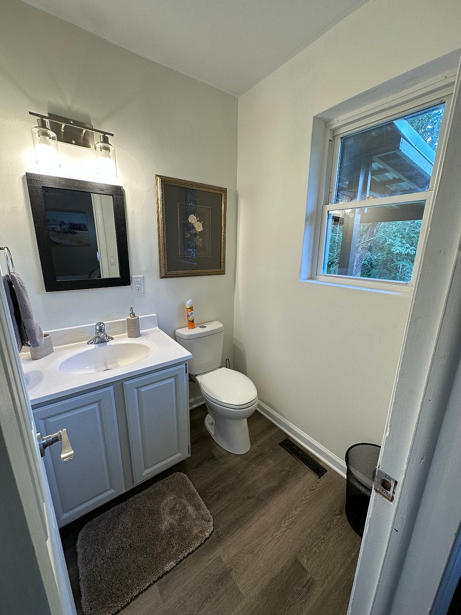 Bedroom 1 half bath