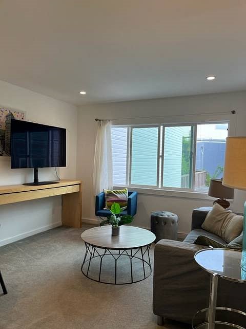 Furnished Finder property 629336_1 photo 4