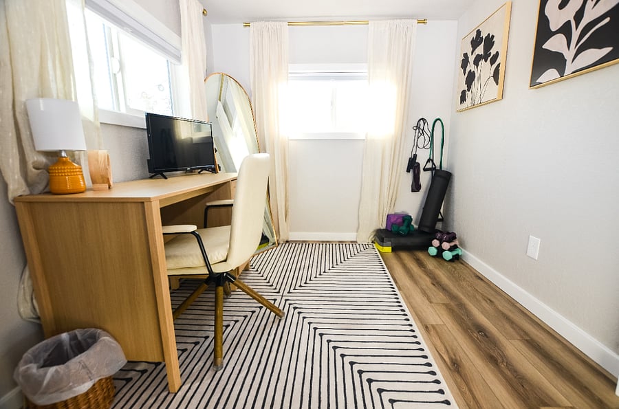 Office space can remove and put in an extra bed of needed