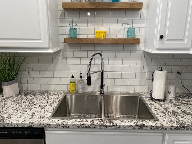 Furnished Finder property 629431_1 photo 25