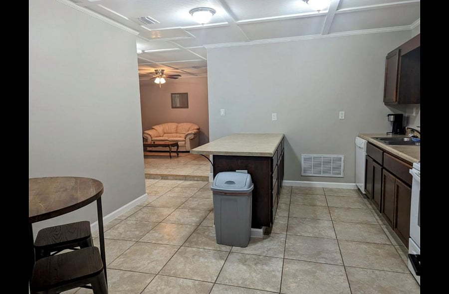 Furnished Finder property 629562_1 photo 29