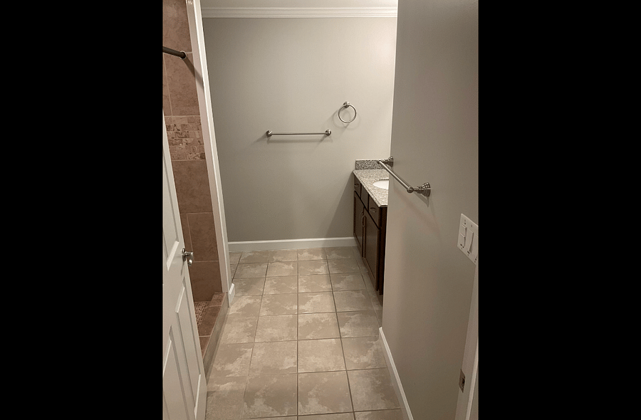 Expanded Luxury Suite's Private Bath.