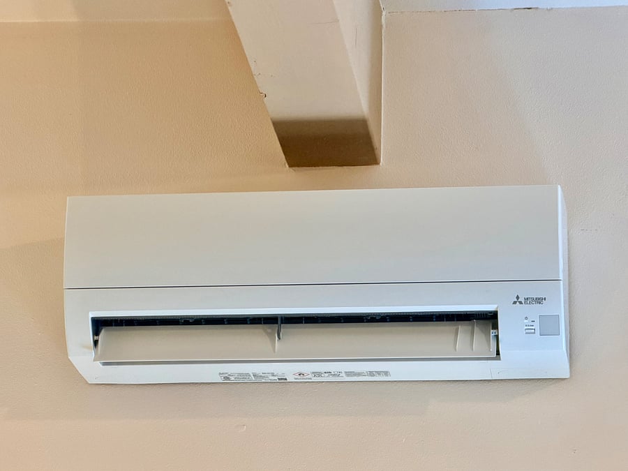 Designed for comfort and efficiency. Our new high-efficiency mini-split system provides fast, responsive heating and cooling, perfectly integrated for a clean, modern aesthetic.