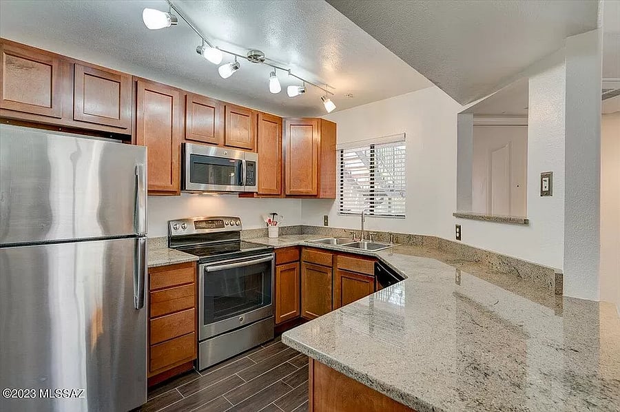 Furnished Finder property 629705_1 photo 7