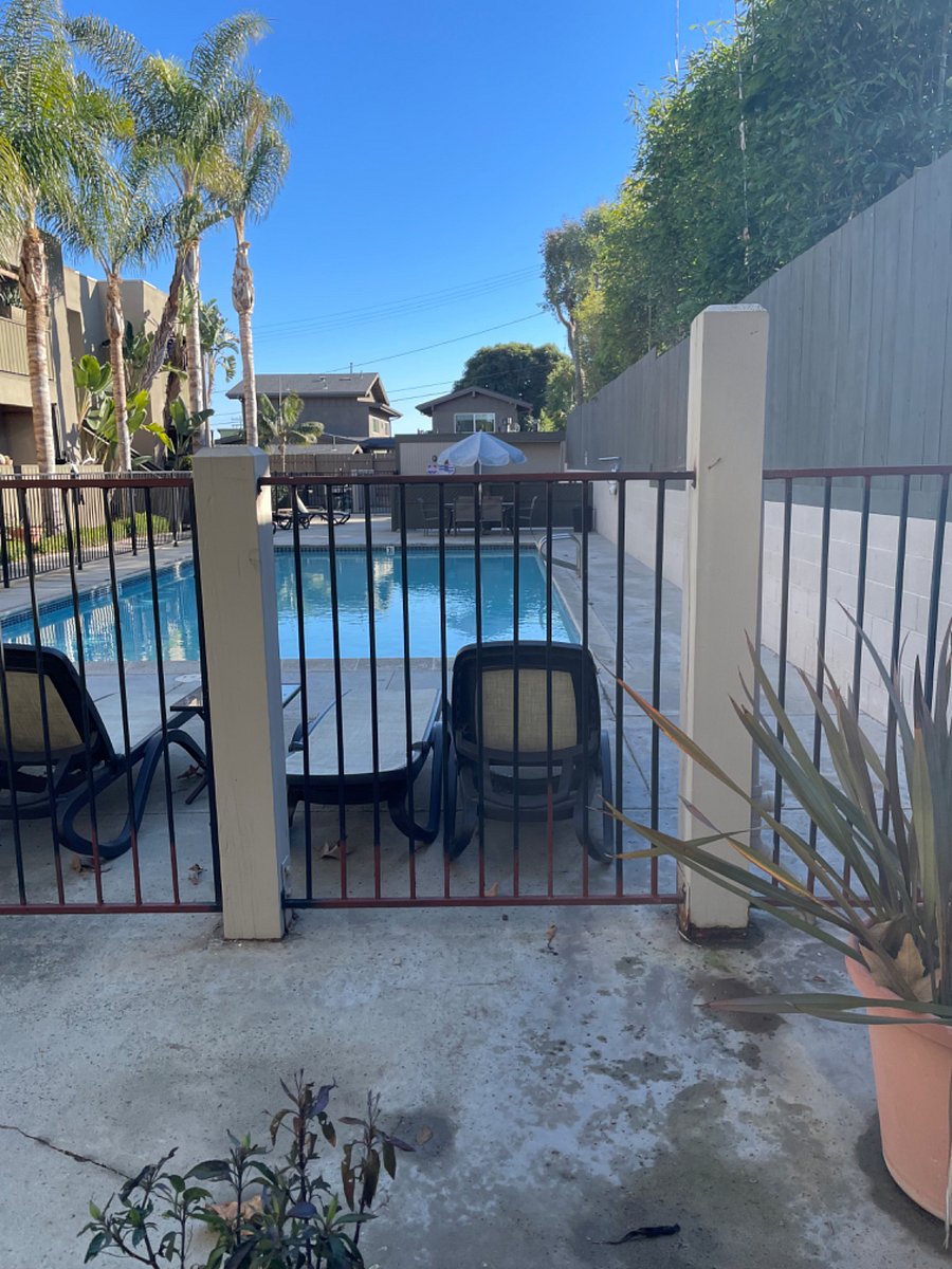 Furnished Finder property 629722_1 photo 10