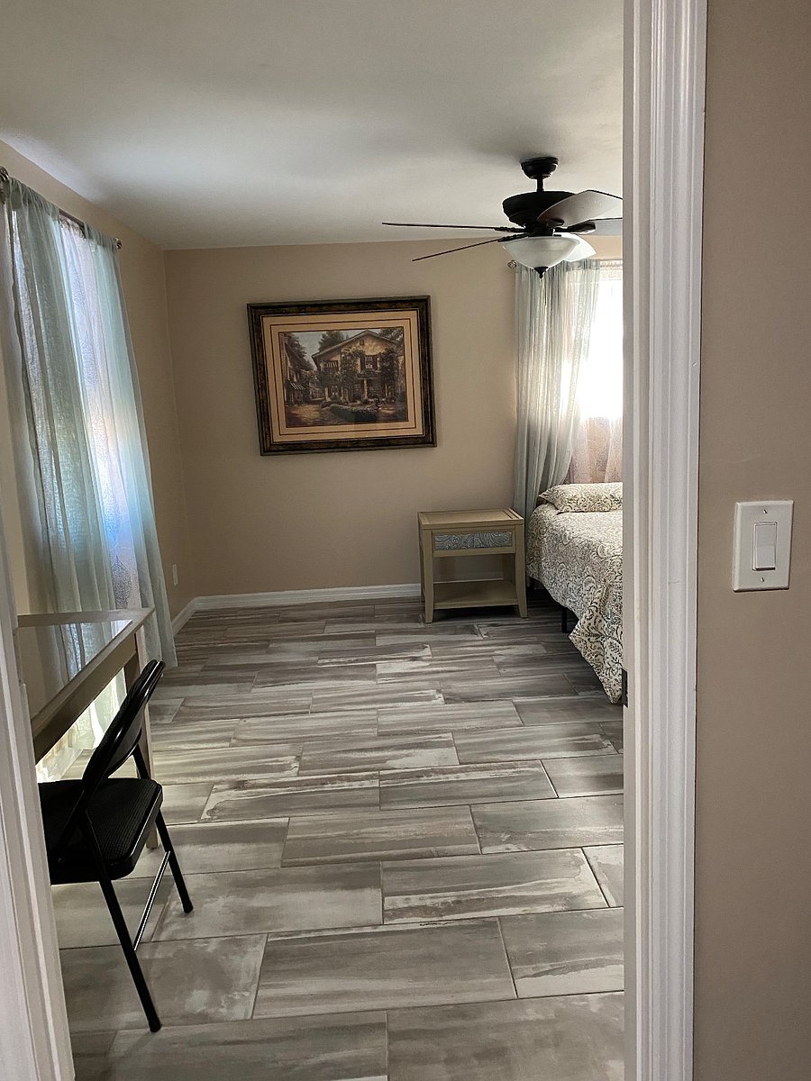 Furnished Finder property 629750_1 photo 4