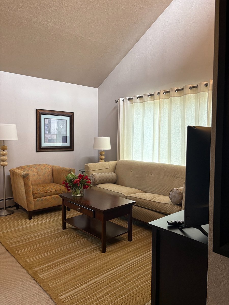 Furnished Finder property 629769_5 photo 4