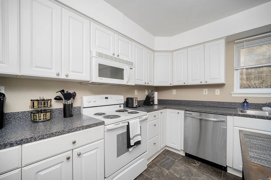 Furnished Finder property 629776_1 photo 4