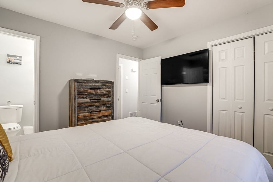 Furnished Finder property 629816_1 photo 17