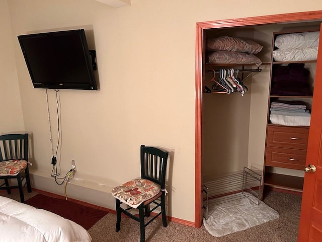 Furnished Finder property 629869_1 photo 4
