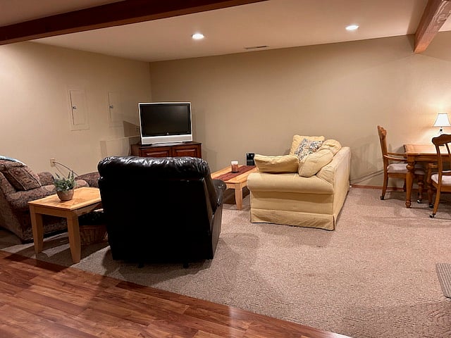 Furnished Finder property 629869_1 photo 15