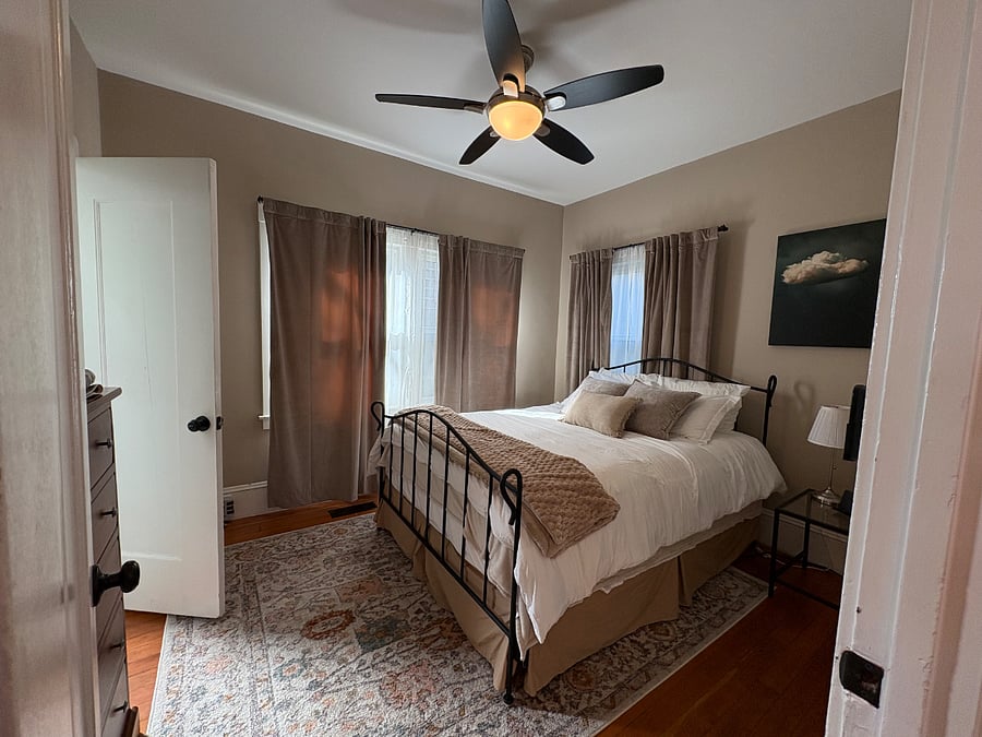 Bedroom with queen-sized bed