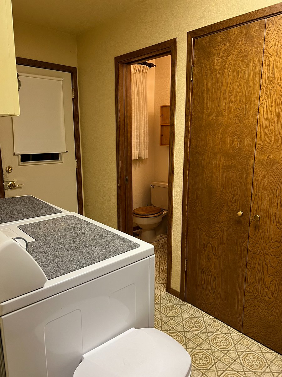 laundry/half bath