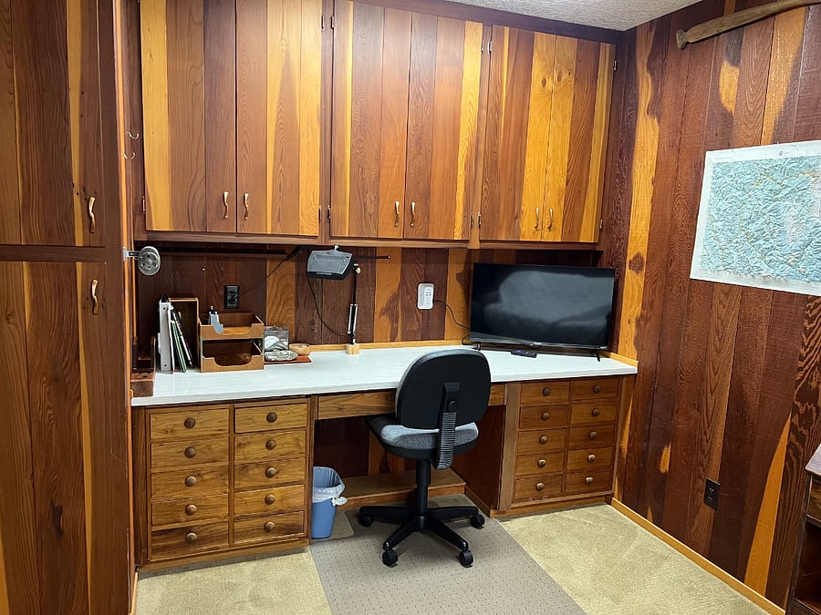 Office/Den/Hobby Room