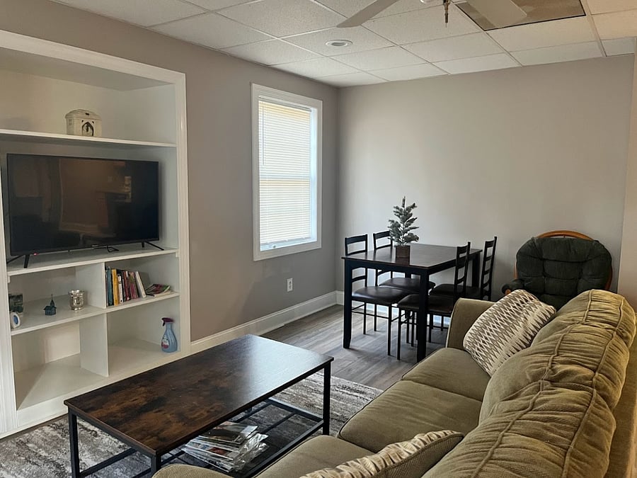 Furnished Finder property 630031_1 photo 3
