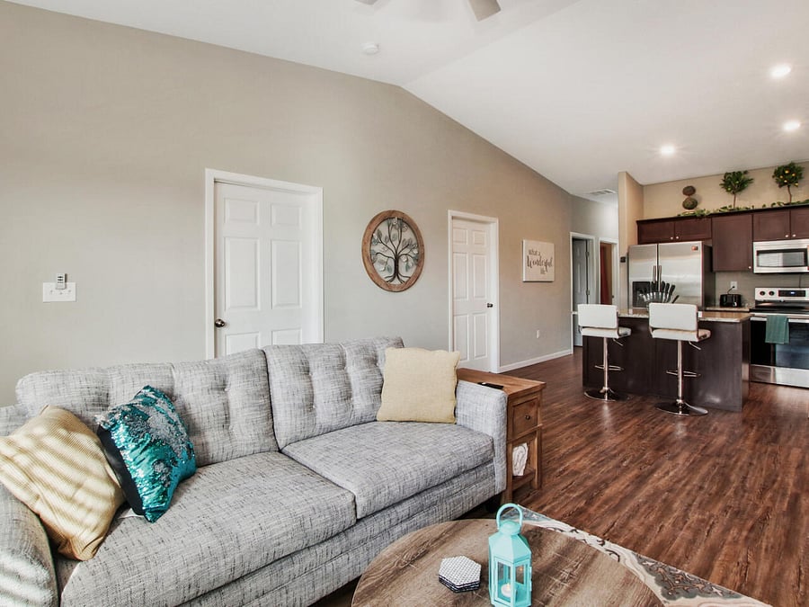 Furnished Finder property 630055_1 photo 3