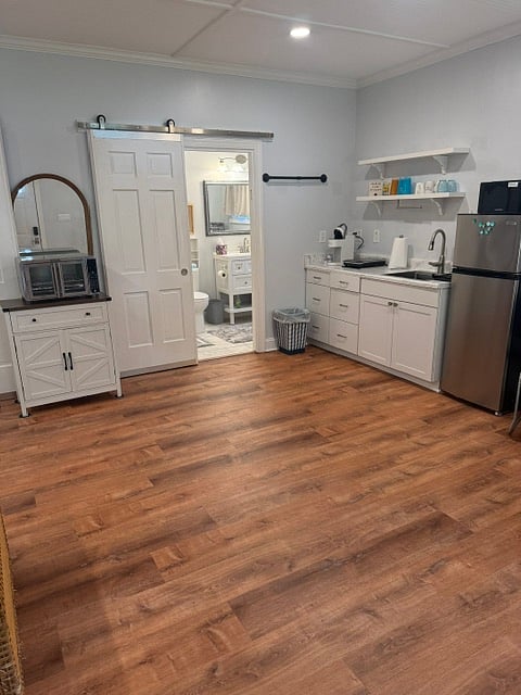 Furnished Finder property 630063_1 photo 8