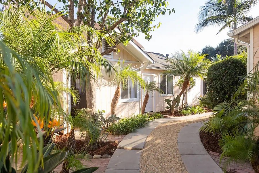 Furnished Finder property 630118_5 photo 10