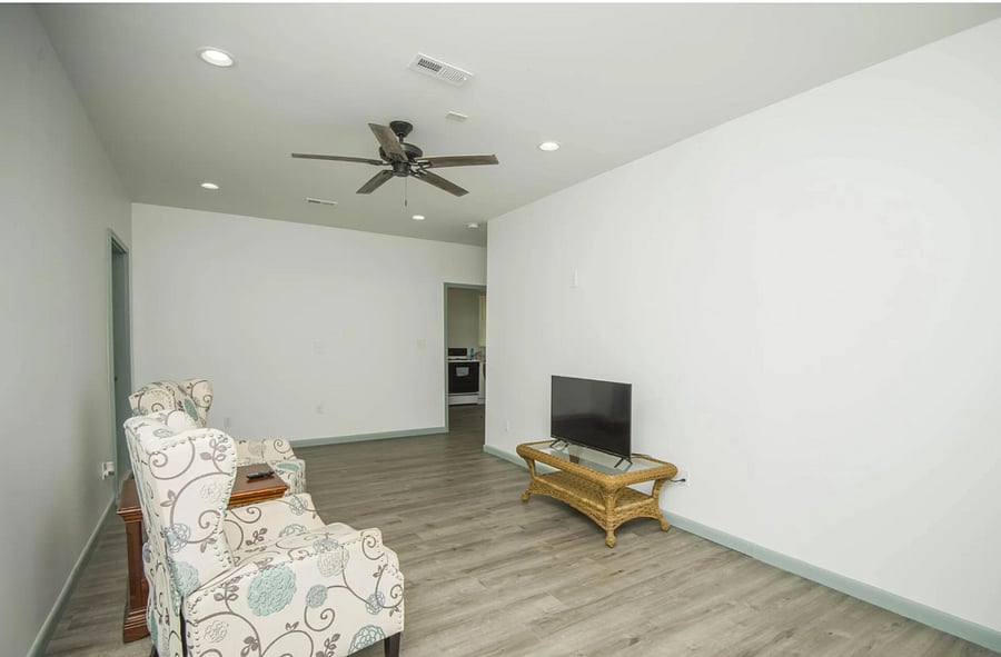 Furnished Finder property 630175_2 photo 14
