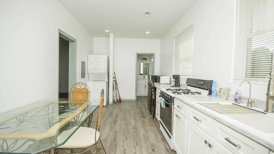 Furnished Finder property 630175_2 photo 16