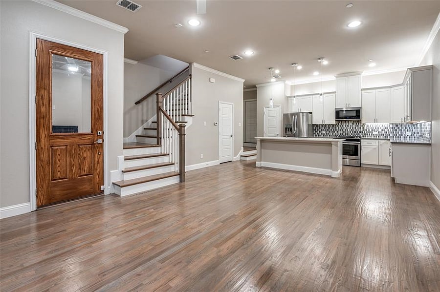 Furnished Finder property 630199_1 photo 2