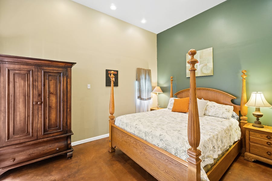 Furnished Finder property 630221_2 photo 8