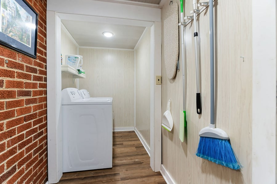 Furnished Finder property 630226_1 photo 13