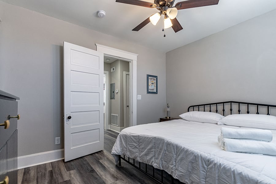 Furnished Finder property 630259_2 photo 20